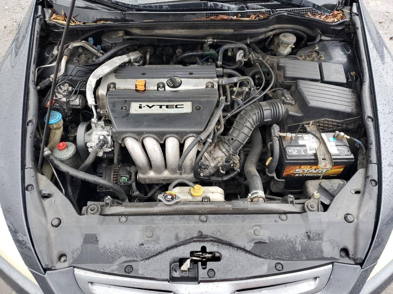 2005 Honda Accord - Image 13