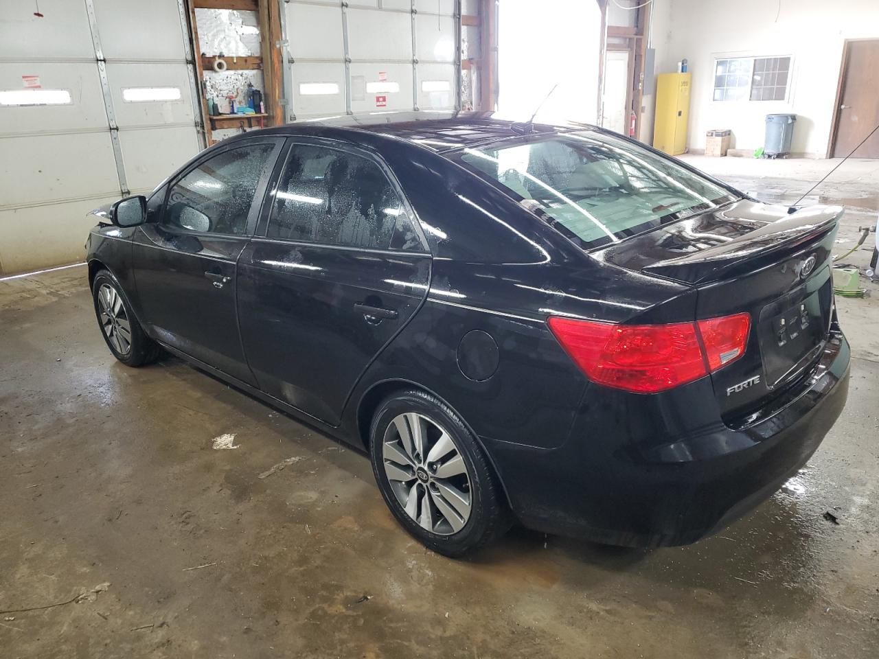 2013 Kia Forte - Image 2