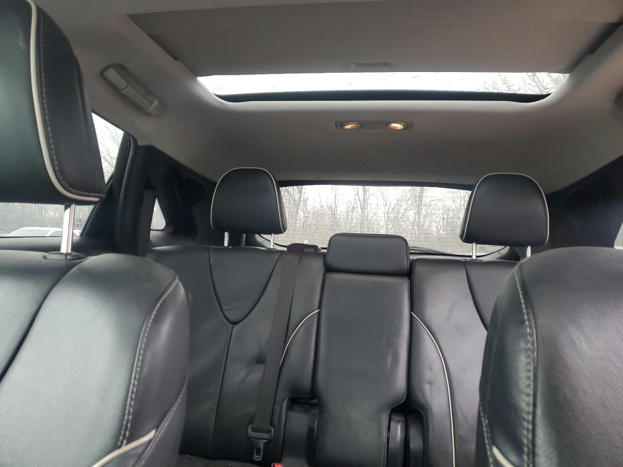 2013 Toyota Venza - Image 10