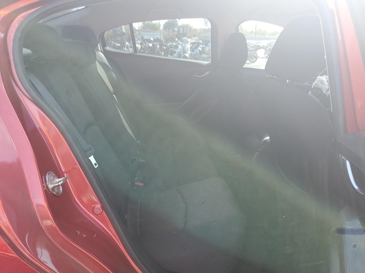 2017 Mazda 3 - Image 10