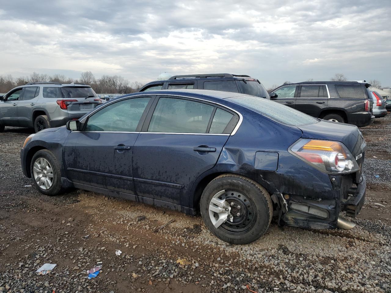 2010 Nissan Altima - Image 2