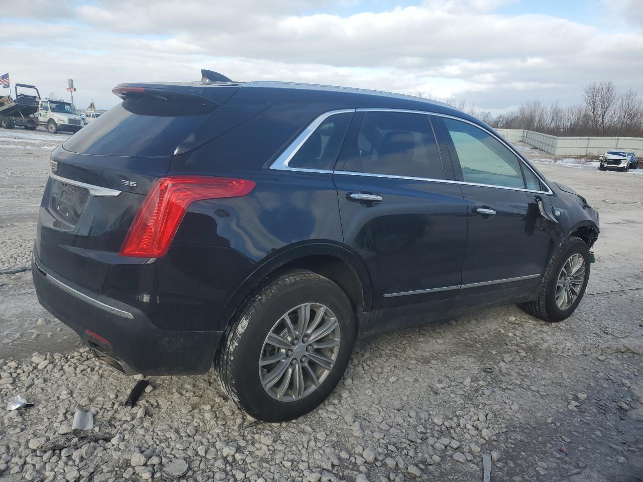 2018 Cadillac XT5 - Image 3