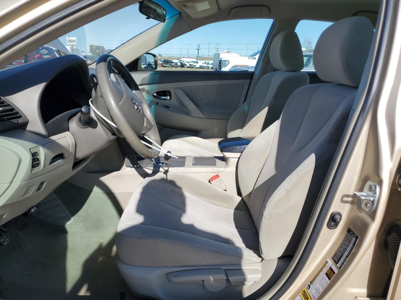 2010 Toyota Camry - Image 7