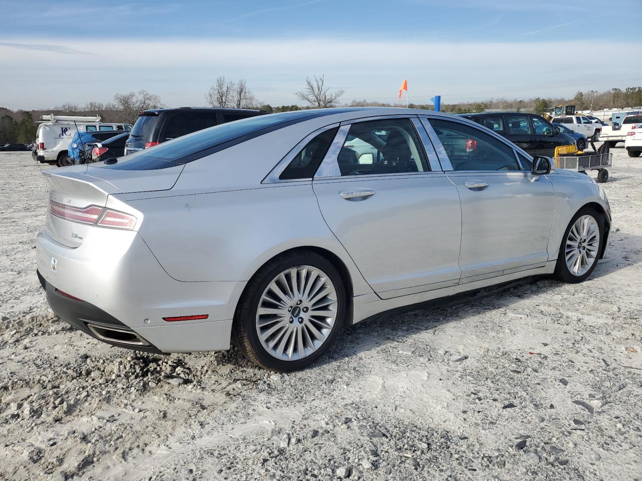 2014 Lincoln MKZ - Image 3
