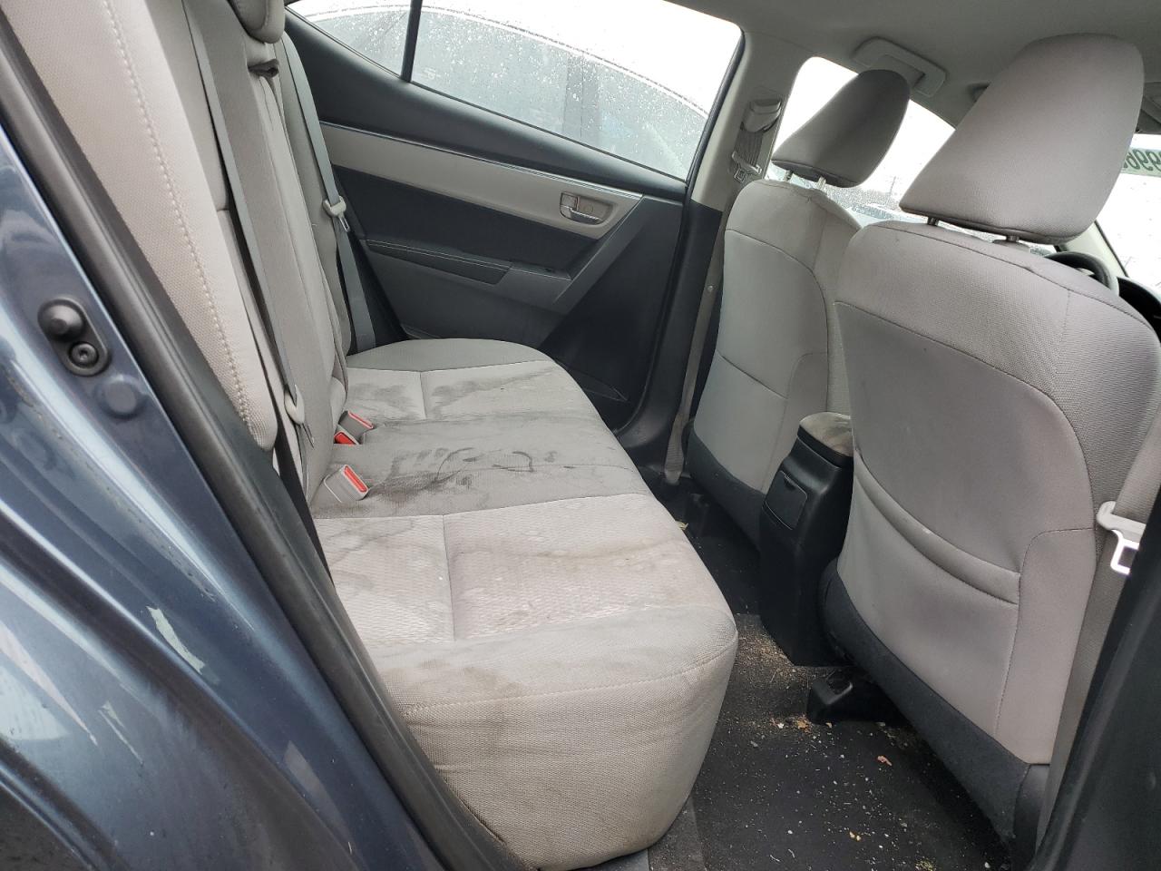2015 Toyota Corolla - Image 10