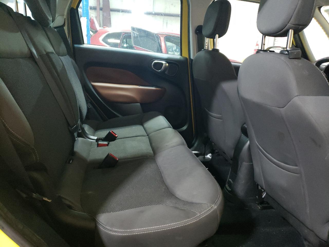 2014 Fiat 500 - Image 11