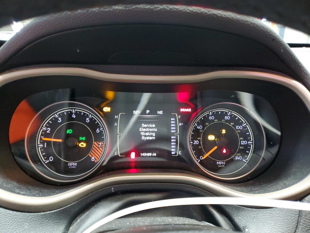 2015 Jeep Grand Cherokee - Image 9