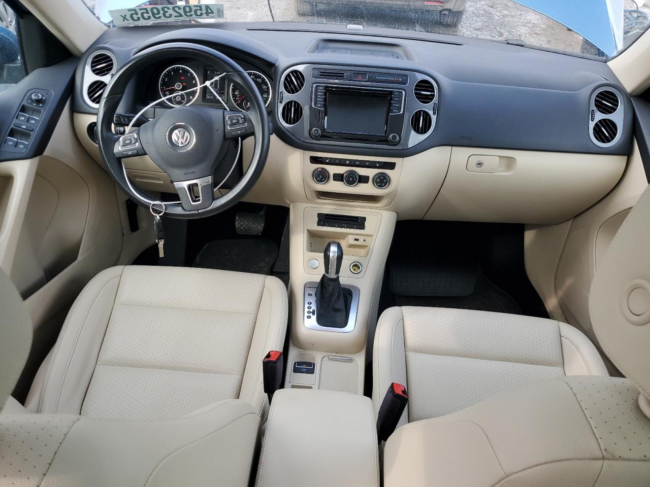 2017 Volkswagen Tiguan - Image 8