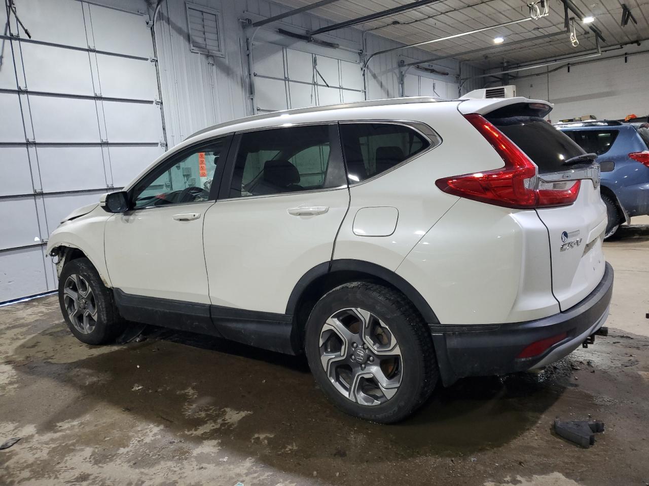 2017 Honda CR-V - Image 2