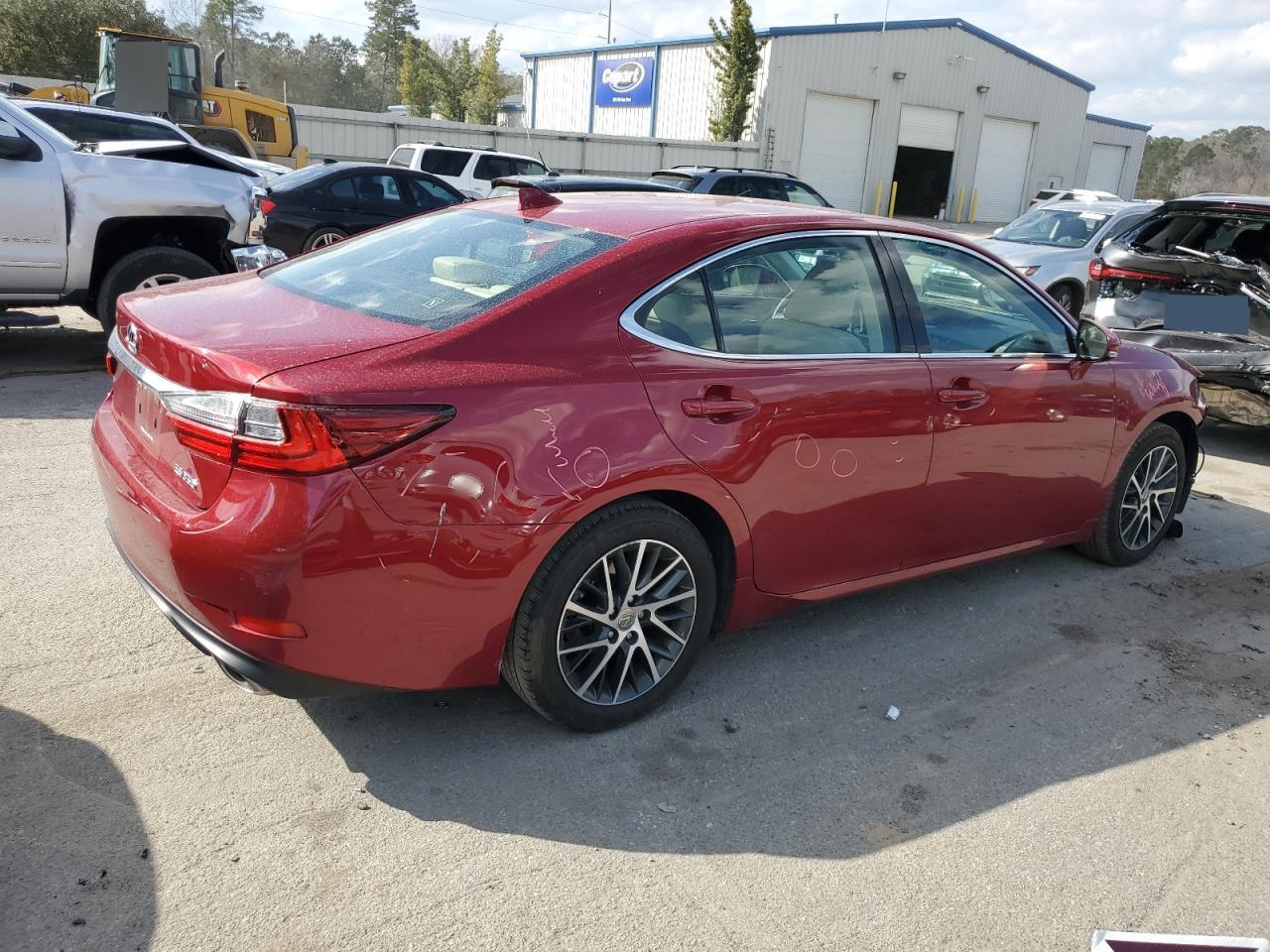 2016 Lexus ES - Image 3