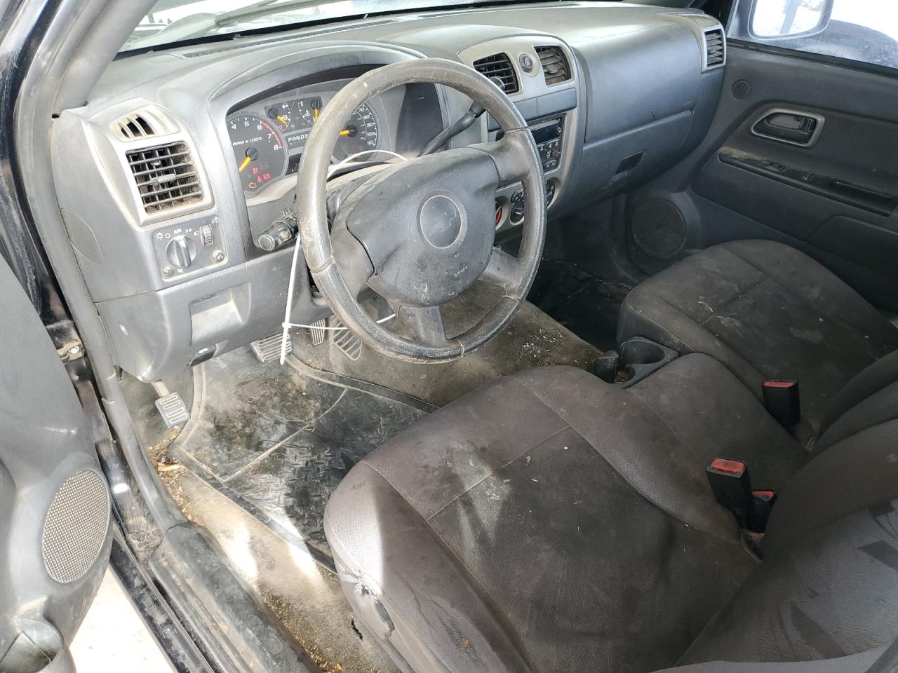 2005 Chevrolet Colorado - Image 8