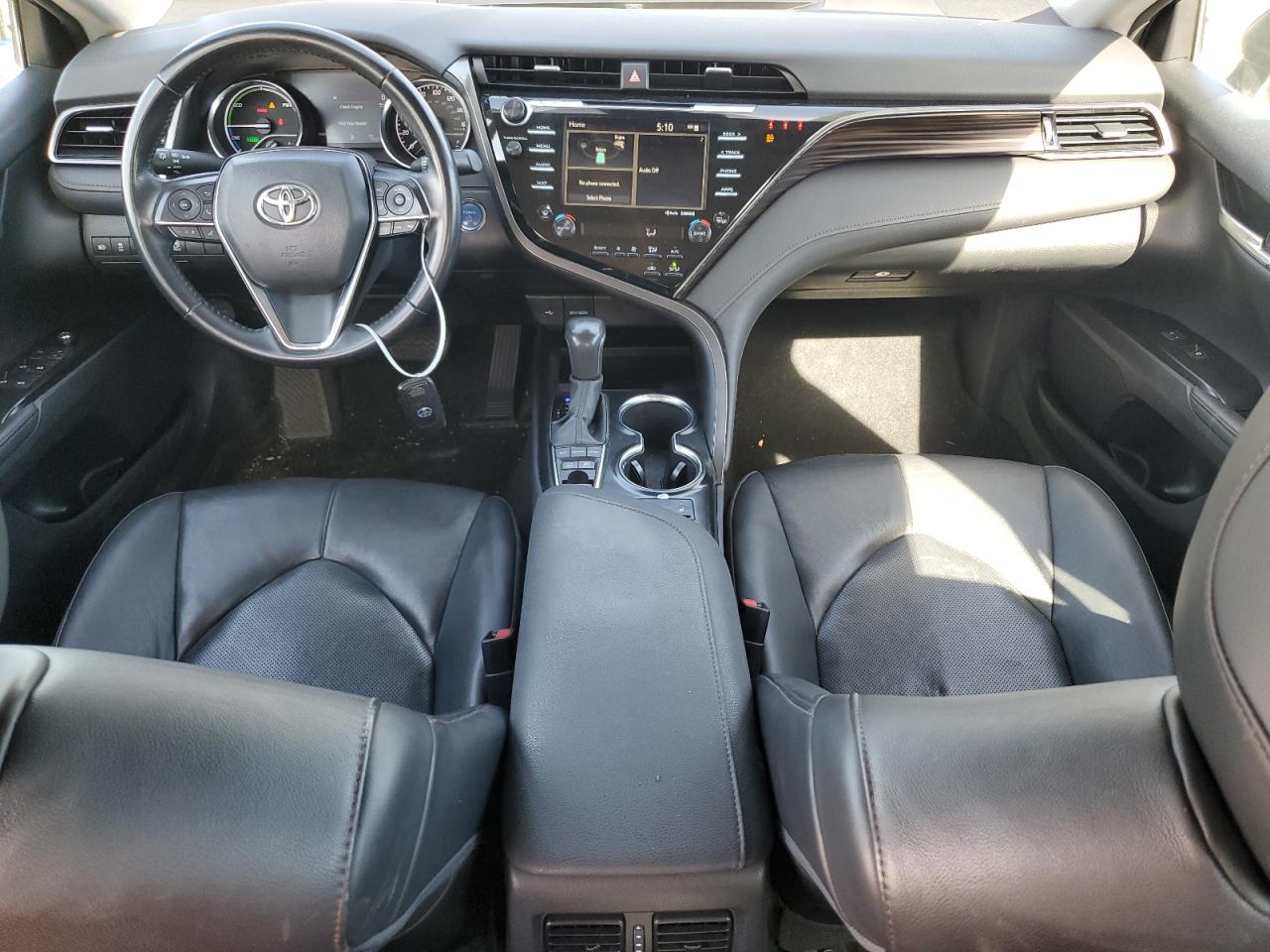 2020 Toyota Camry - Image 8