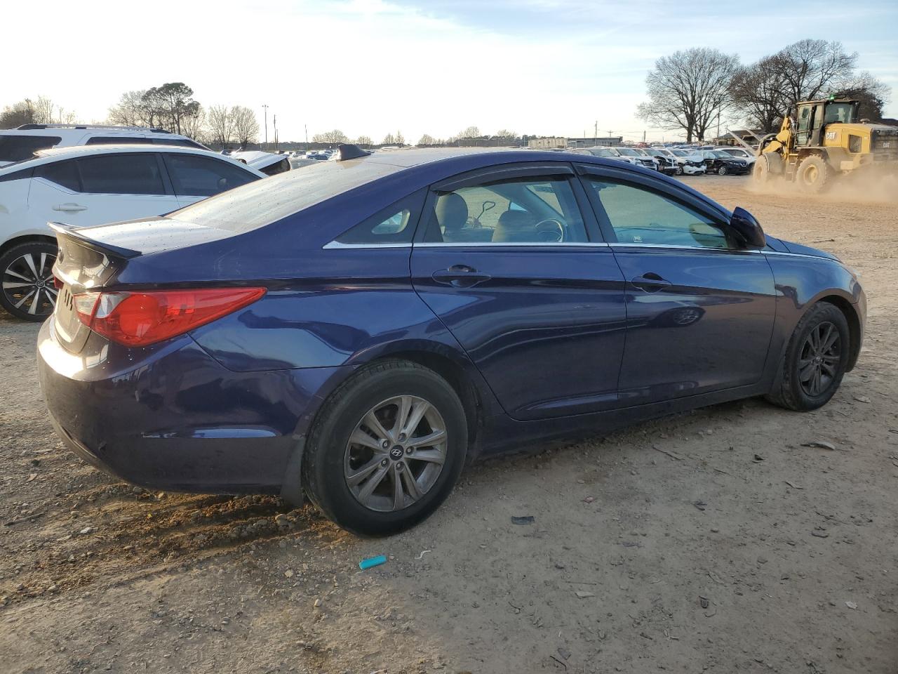 2013 Hyundai Sonata - Image 3