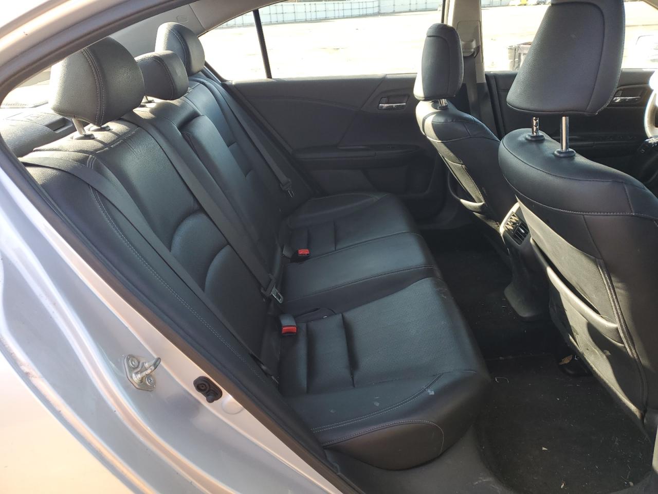 2015 Honda Accord - Image 10