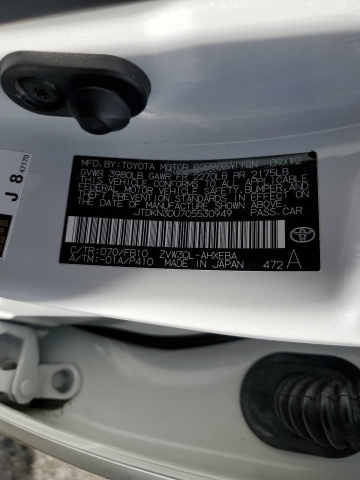 2012 Toyota Prius - Image 12