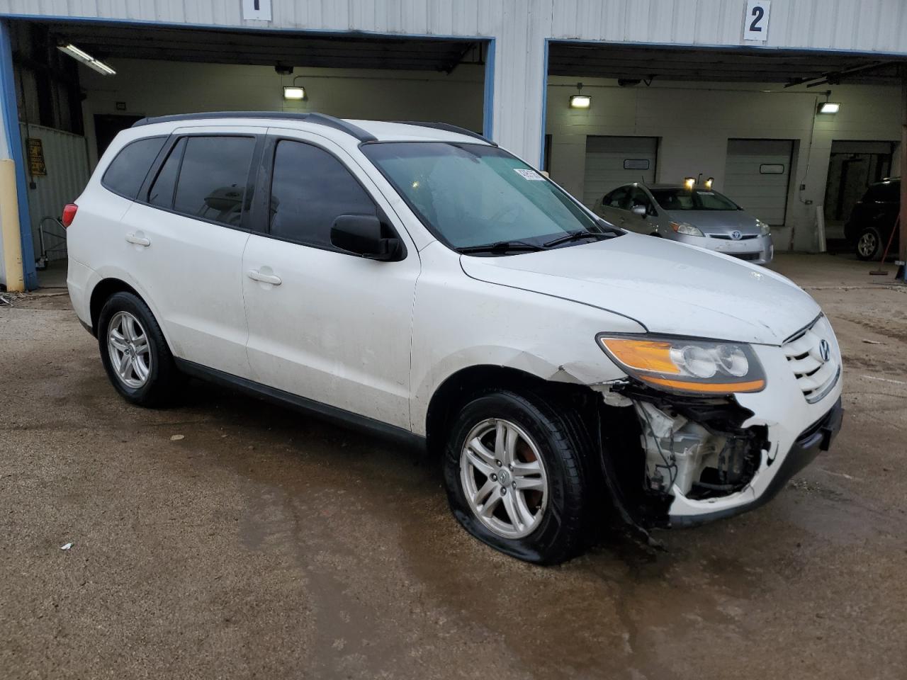 2010 Hyundai Santa Fe - Image 4