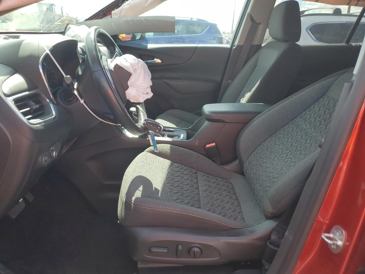 2022 Chevrolet Equinox - Image 7