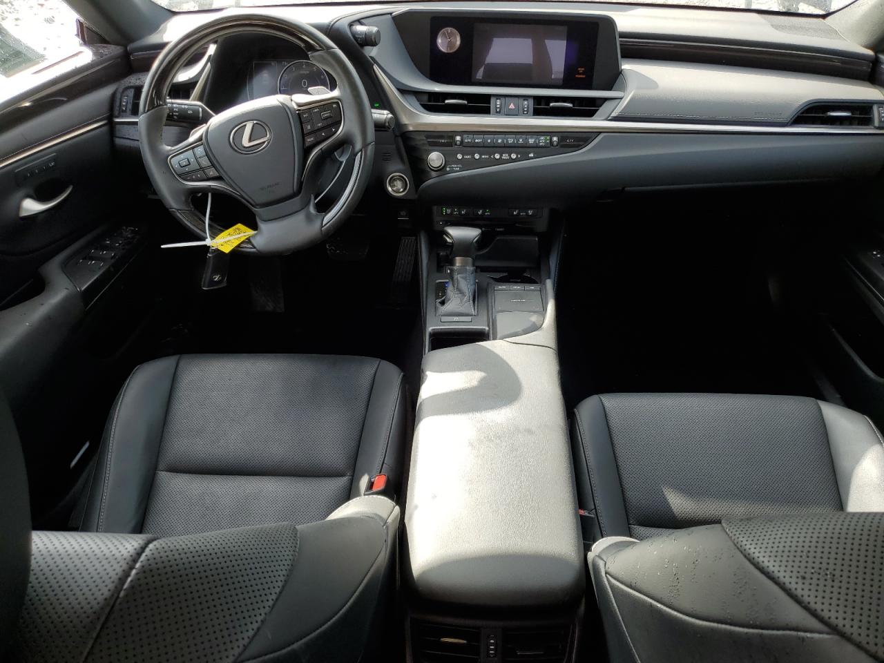 2021 Lexus ES - Image 8
