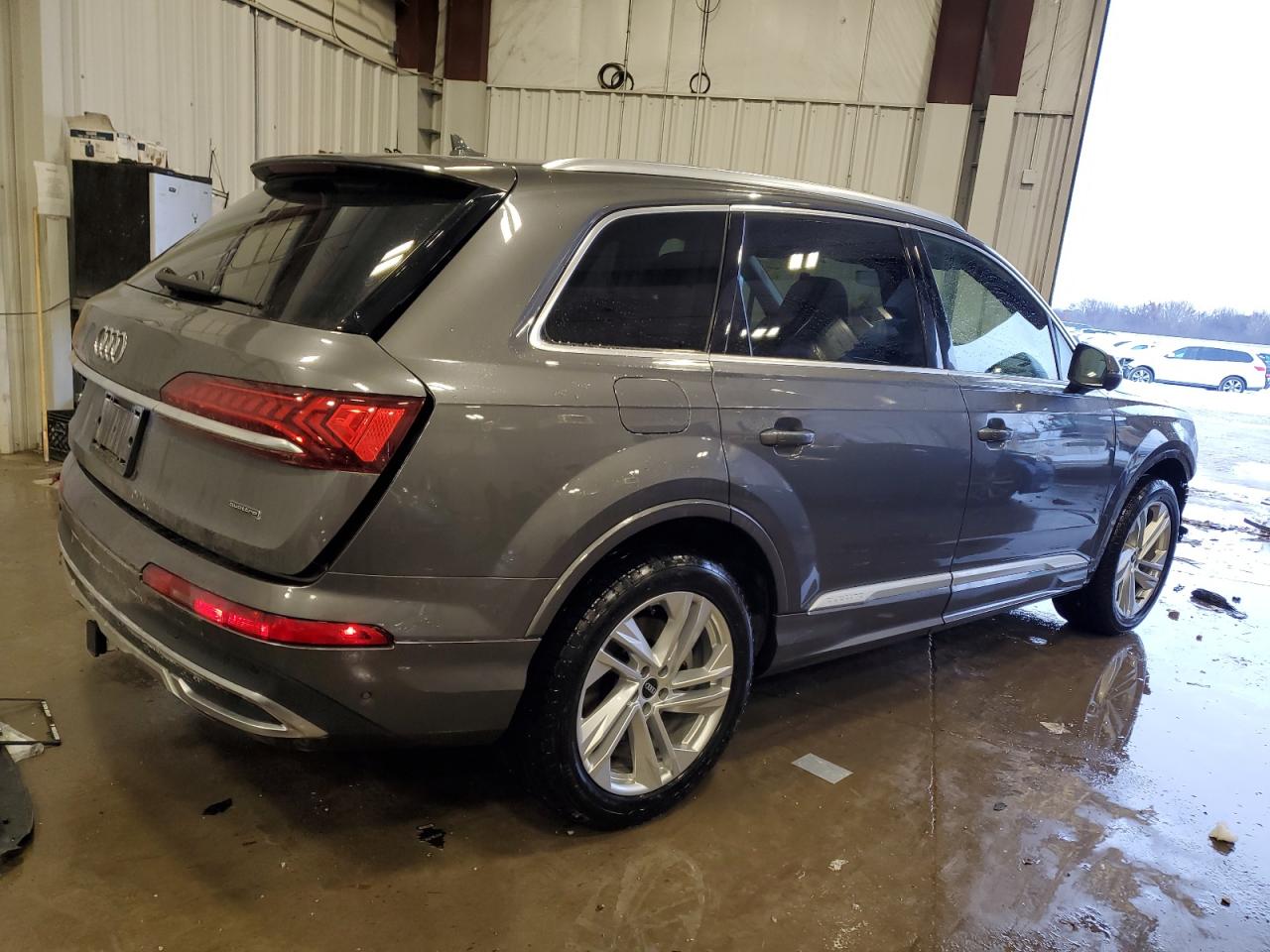 2021 Audi Q7 - Image 3