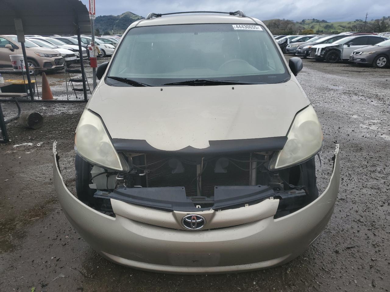 2006 Toyota Sienna - Image 5