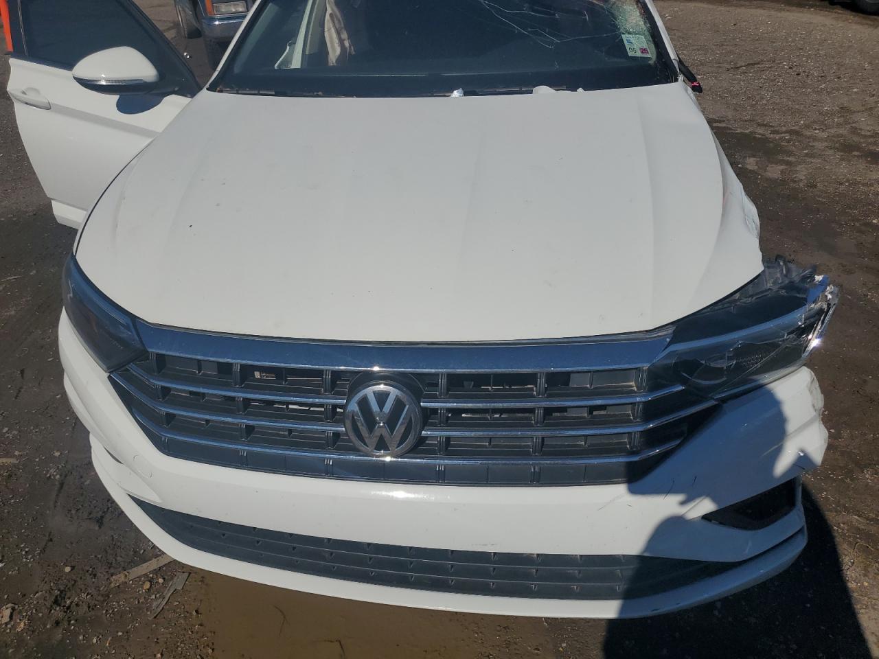 2021 Volkswagen Jetta - Image 11