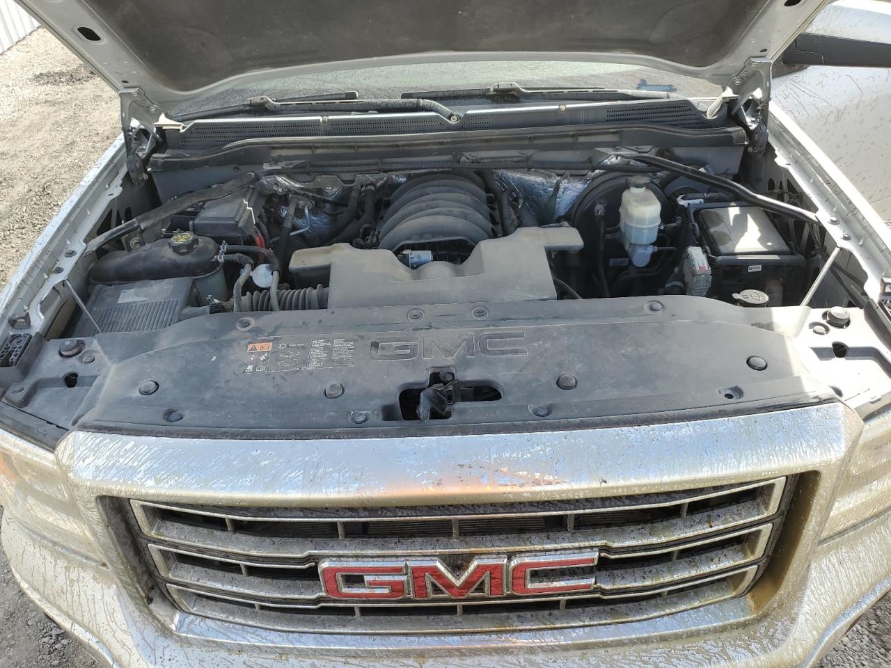 2015 GMC Sierra - Image 11
