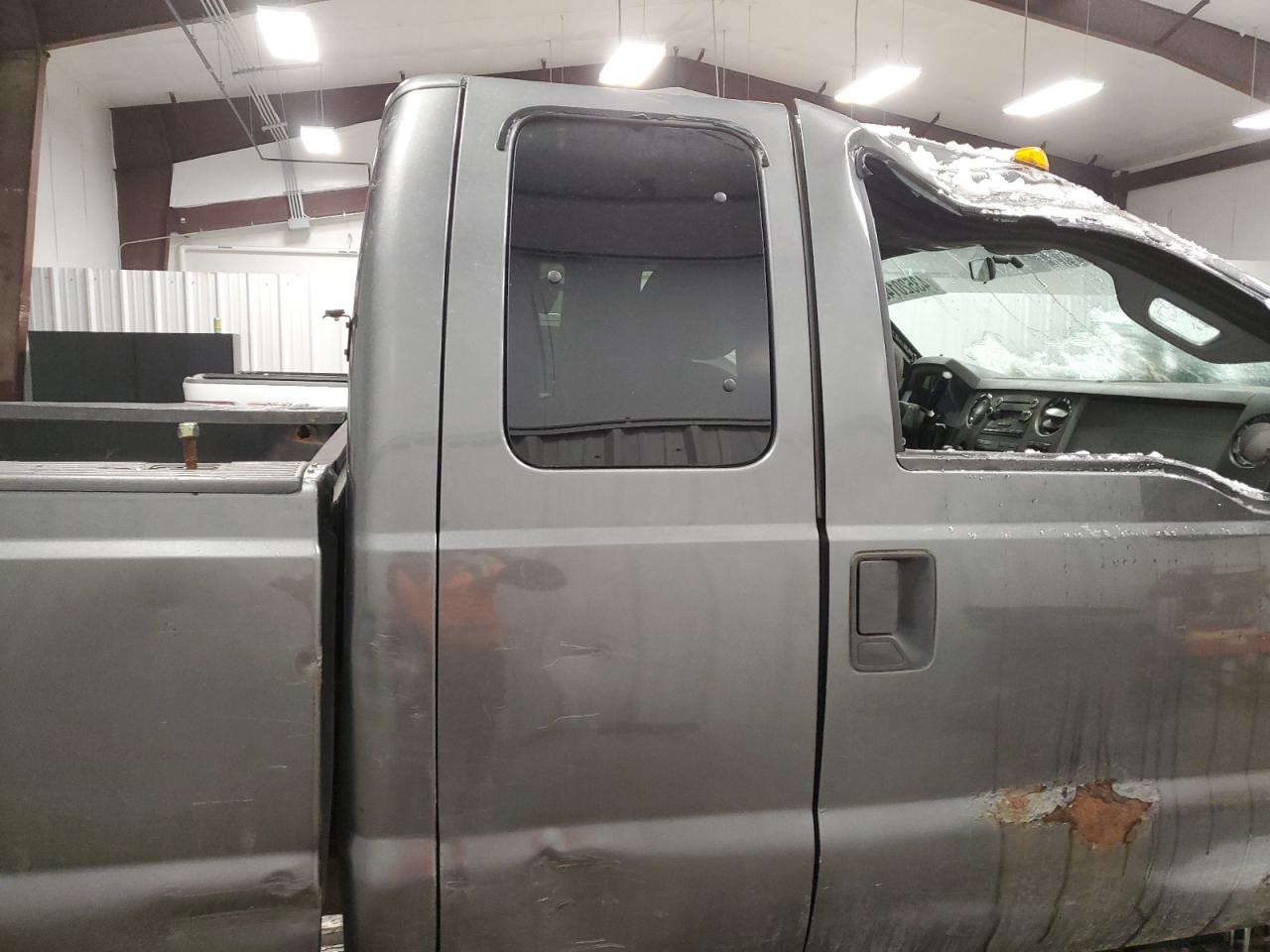2012 Ford F350 - Image 10