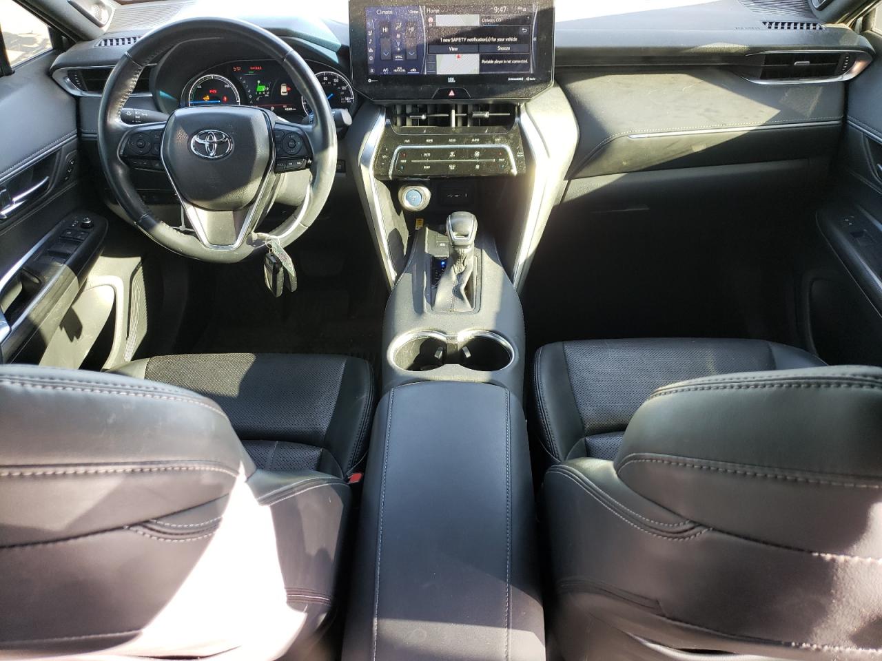 2021 Toyota Venza - Image 8