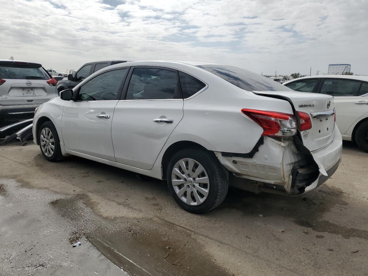 2019 Nissan Sentra - Image 2