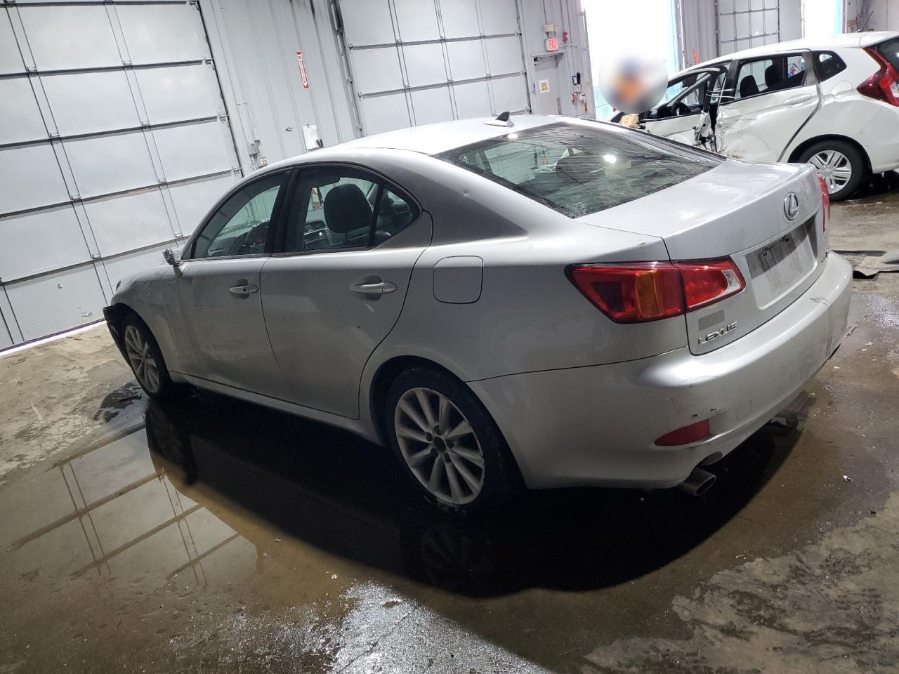 2009 Lexus IS - Image 2