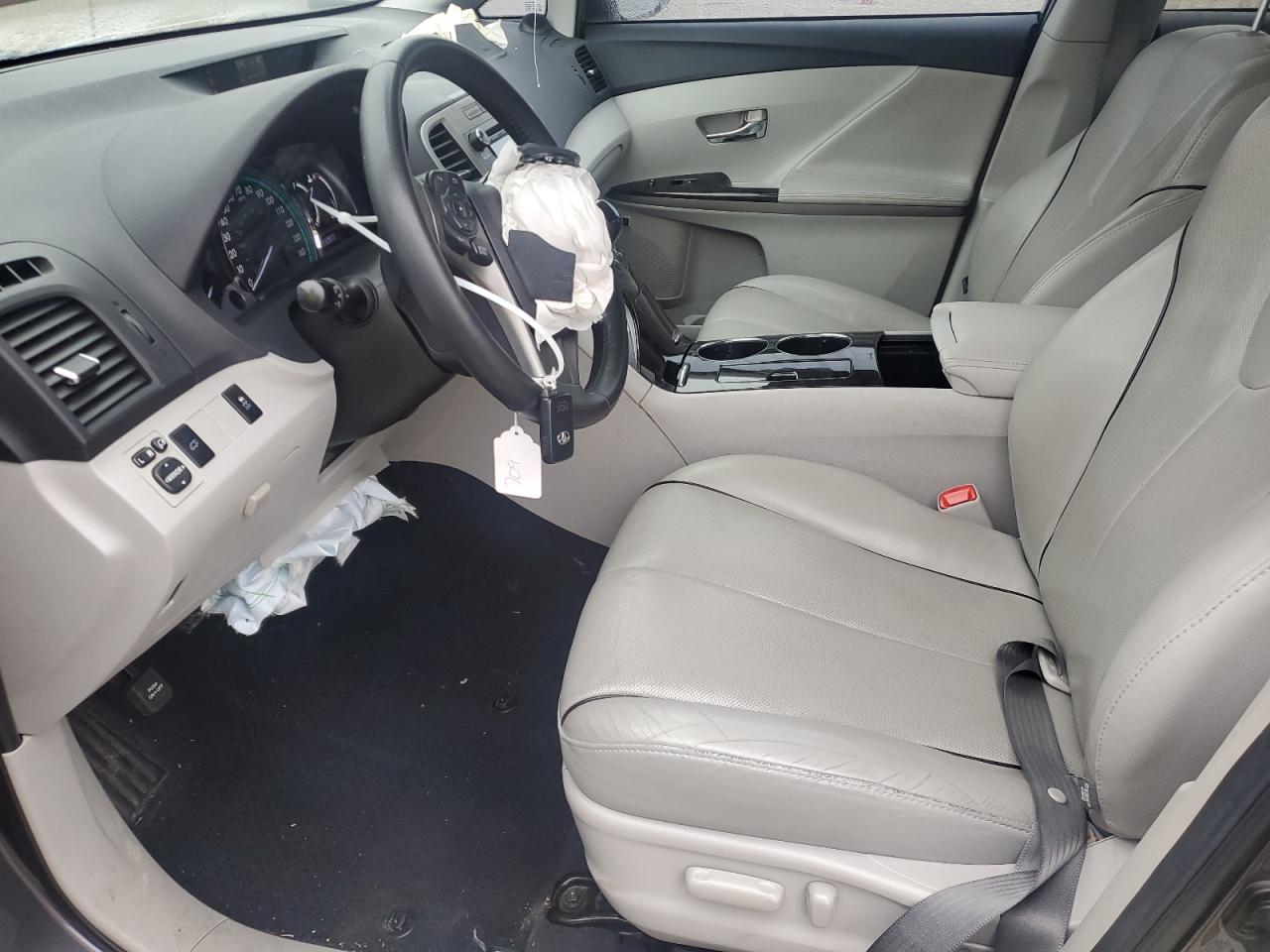 2015 Toyota Venza - Image 7
