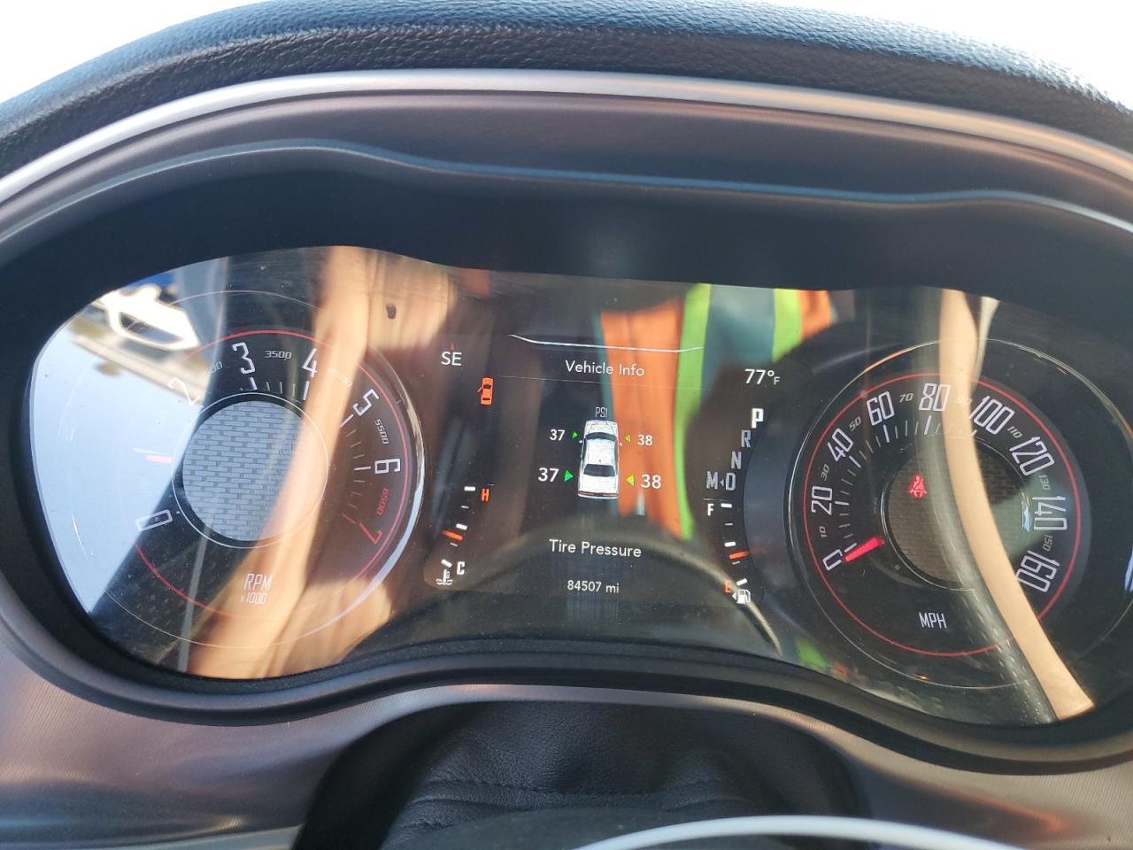 2019 Dodge Challenger - Image 9