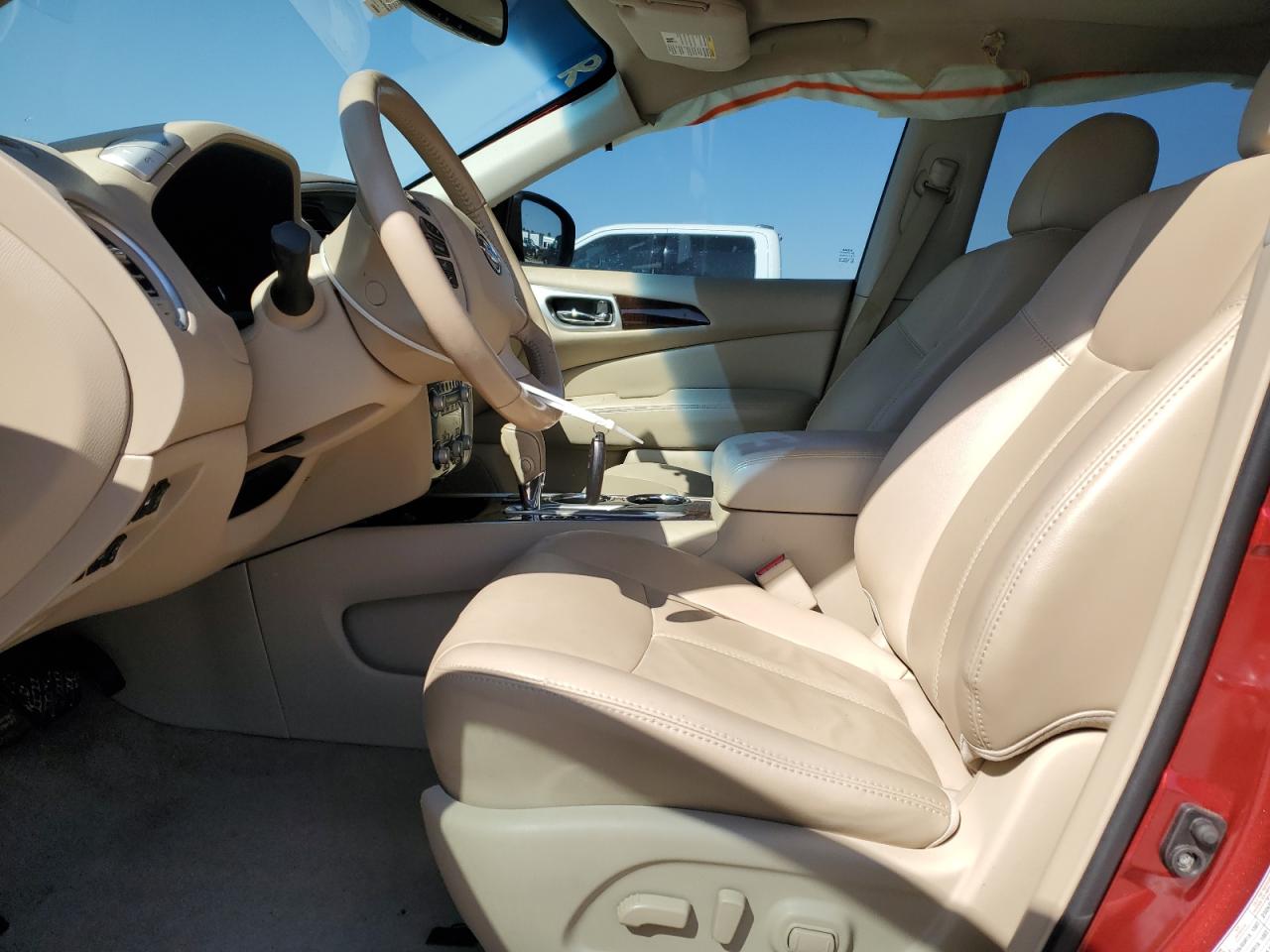 2015 Nissan Pathfinder - Image 7
