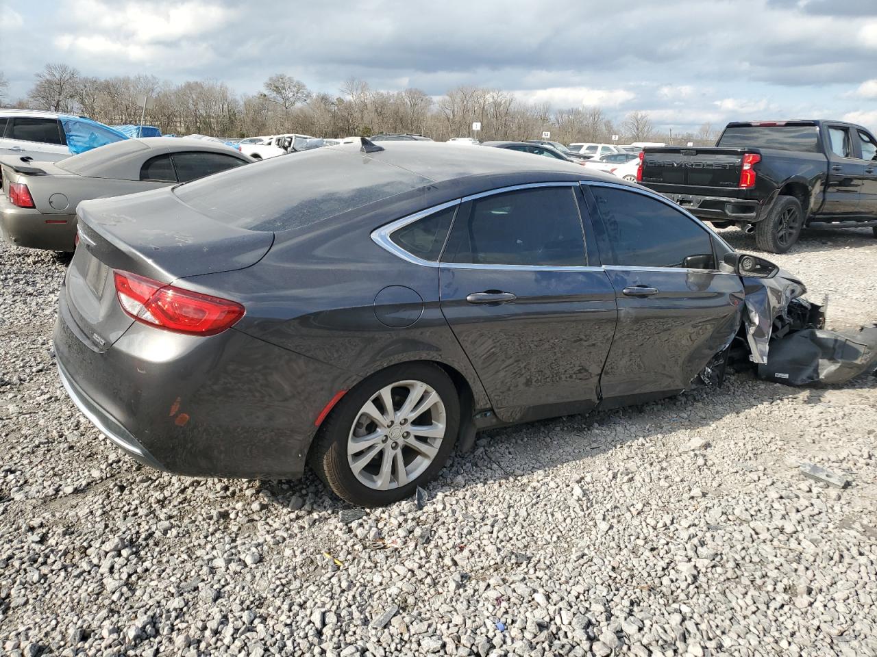 2015 Chrysler 200 - Image 3