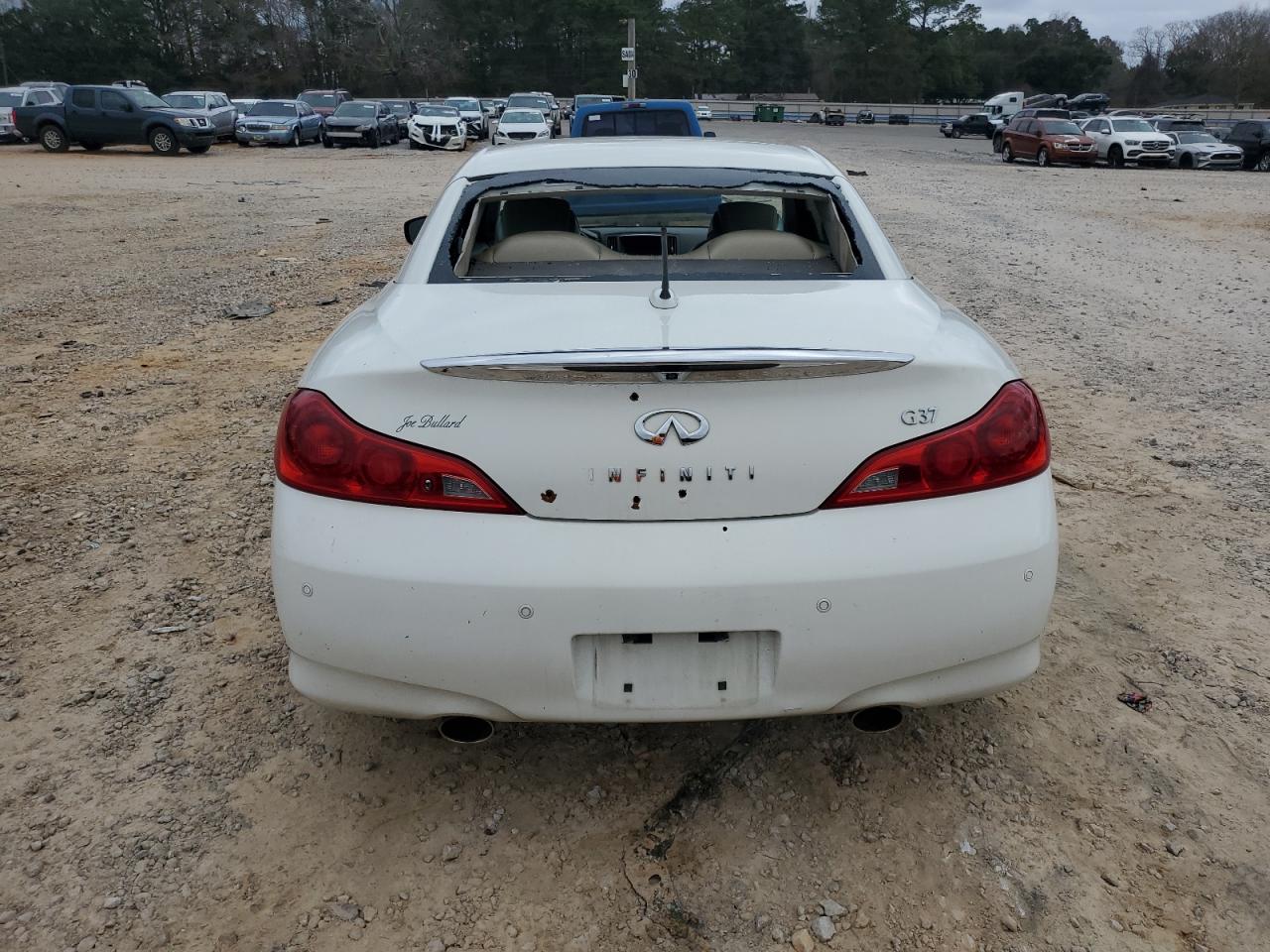 2013 Infiniti G - Image 6