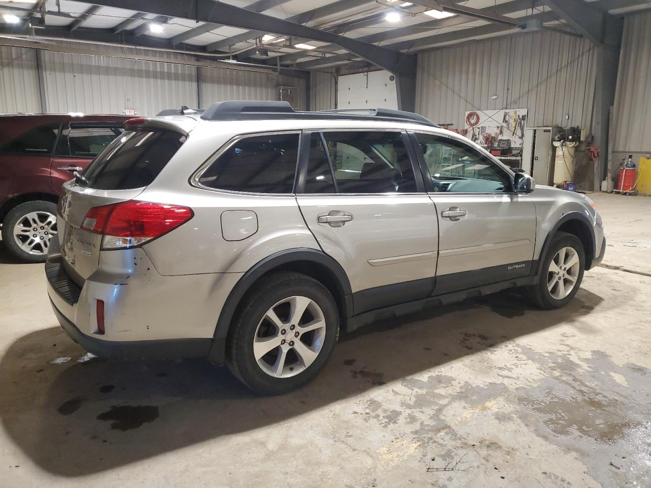 2014 Subaru Outback - Image 3