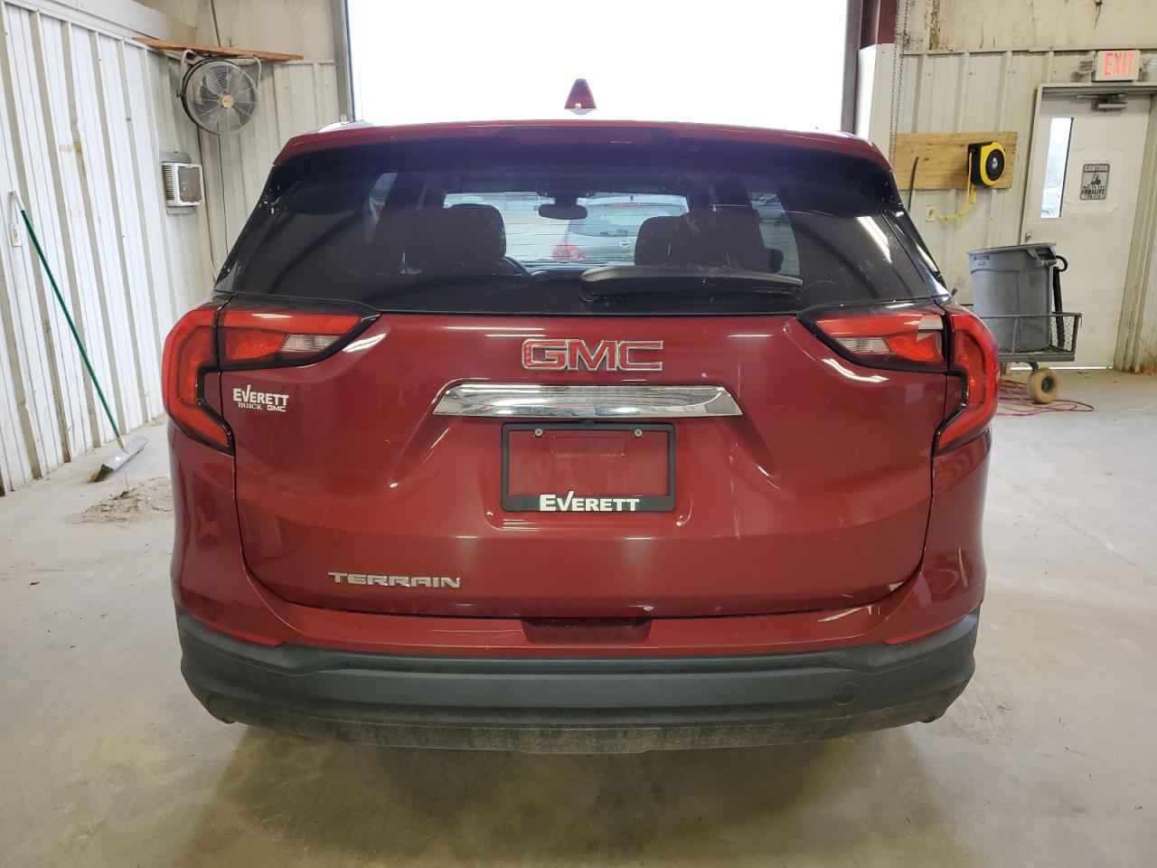 2020 GMC Terrain - Image 6