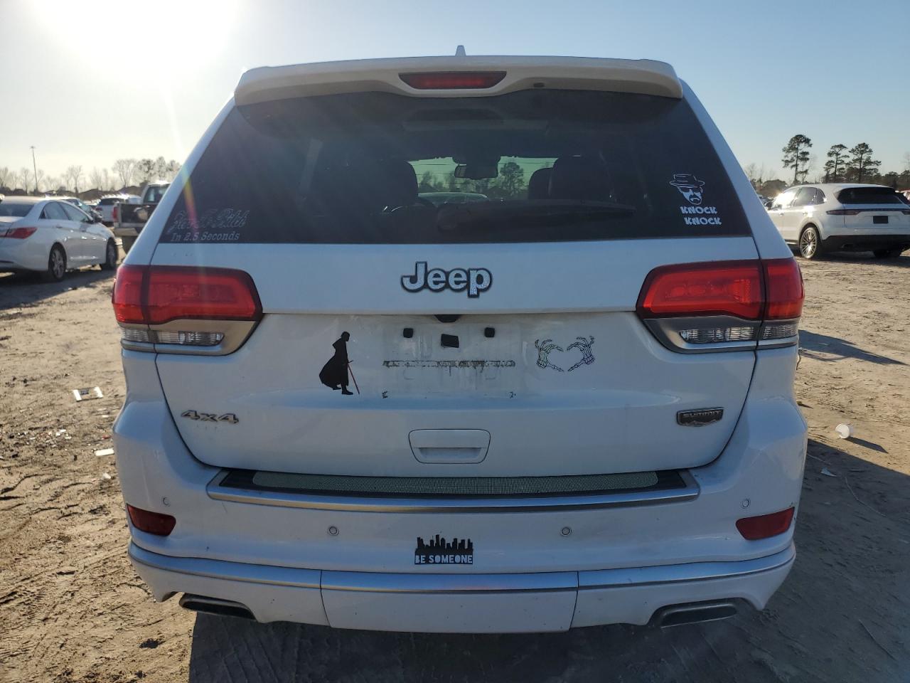 2015 Jeep Grand Cherokee - Image 6