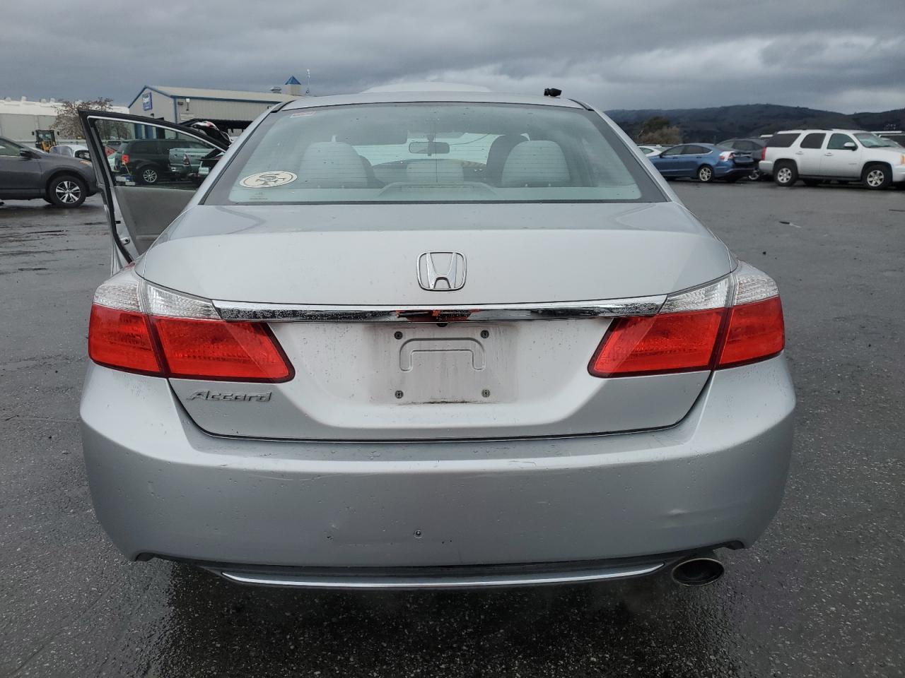 2013 Honda Accord - Image 6