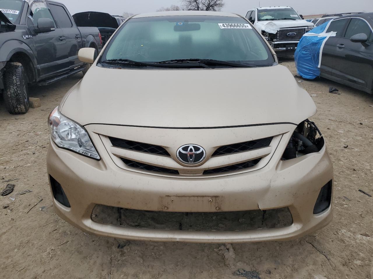 2011 Toyota Corolla - Image 5