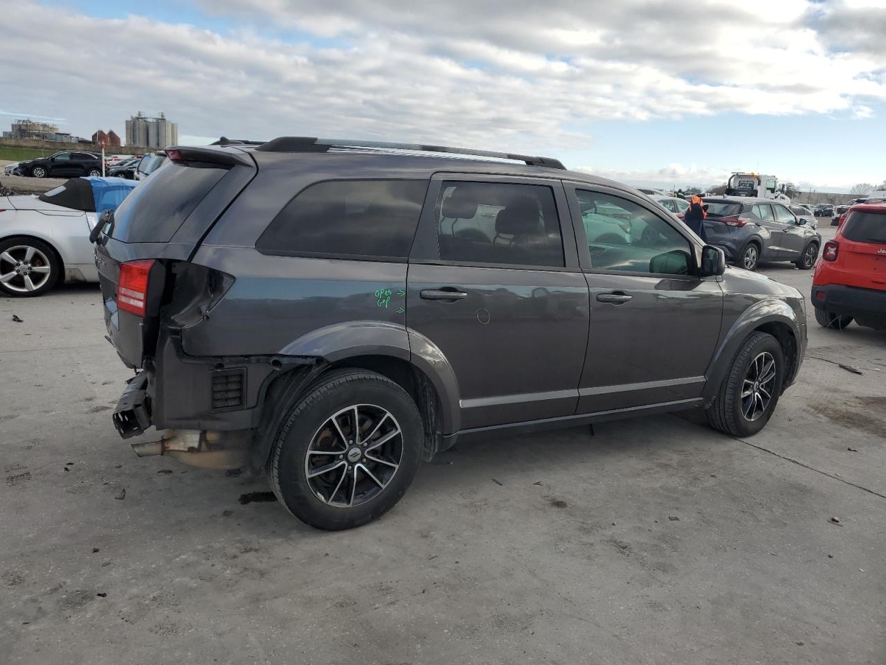2018 Dodge Journey - Image 3