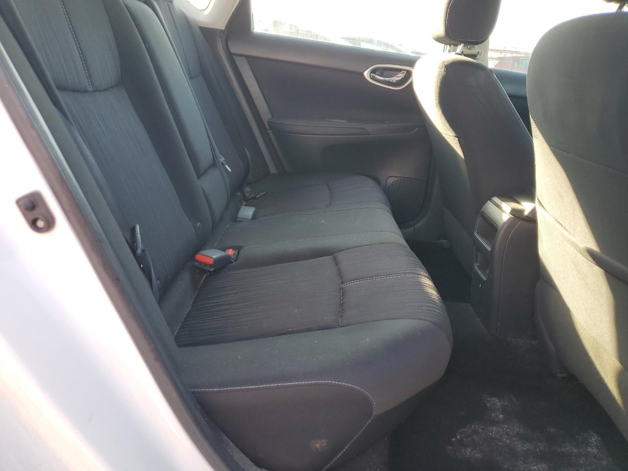 2017 Nissan Sentra - Image 10