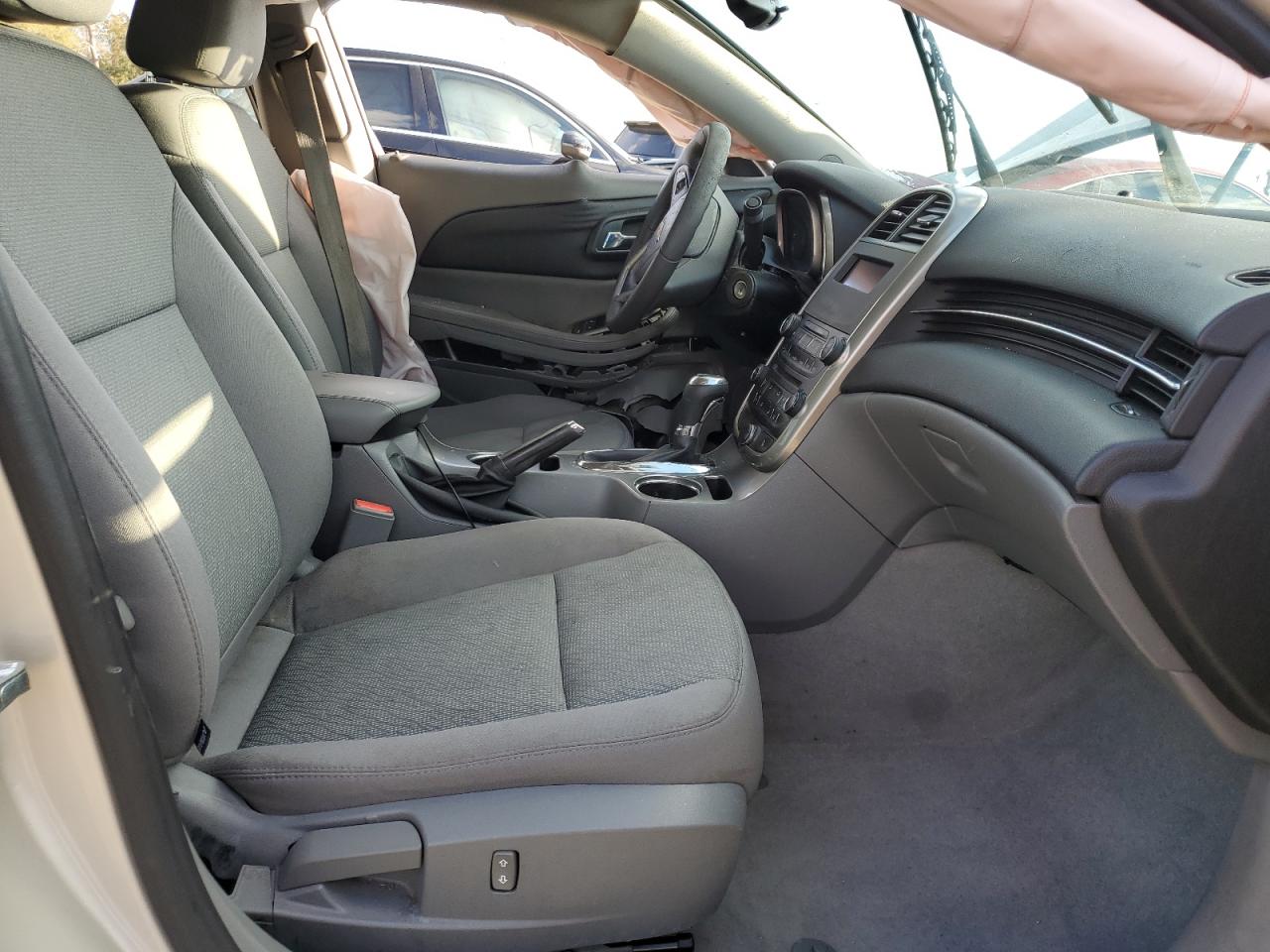 2014 Chevrolet Malibu - Image 7