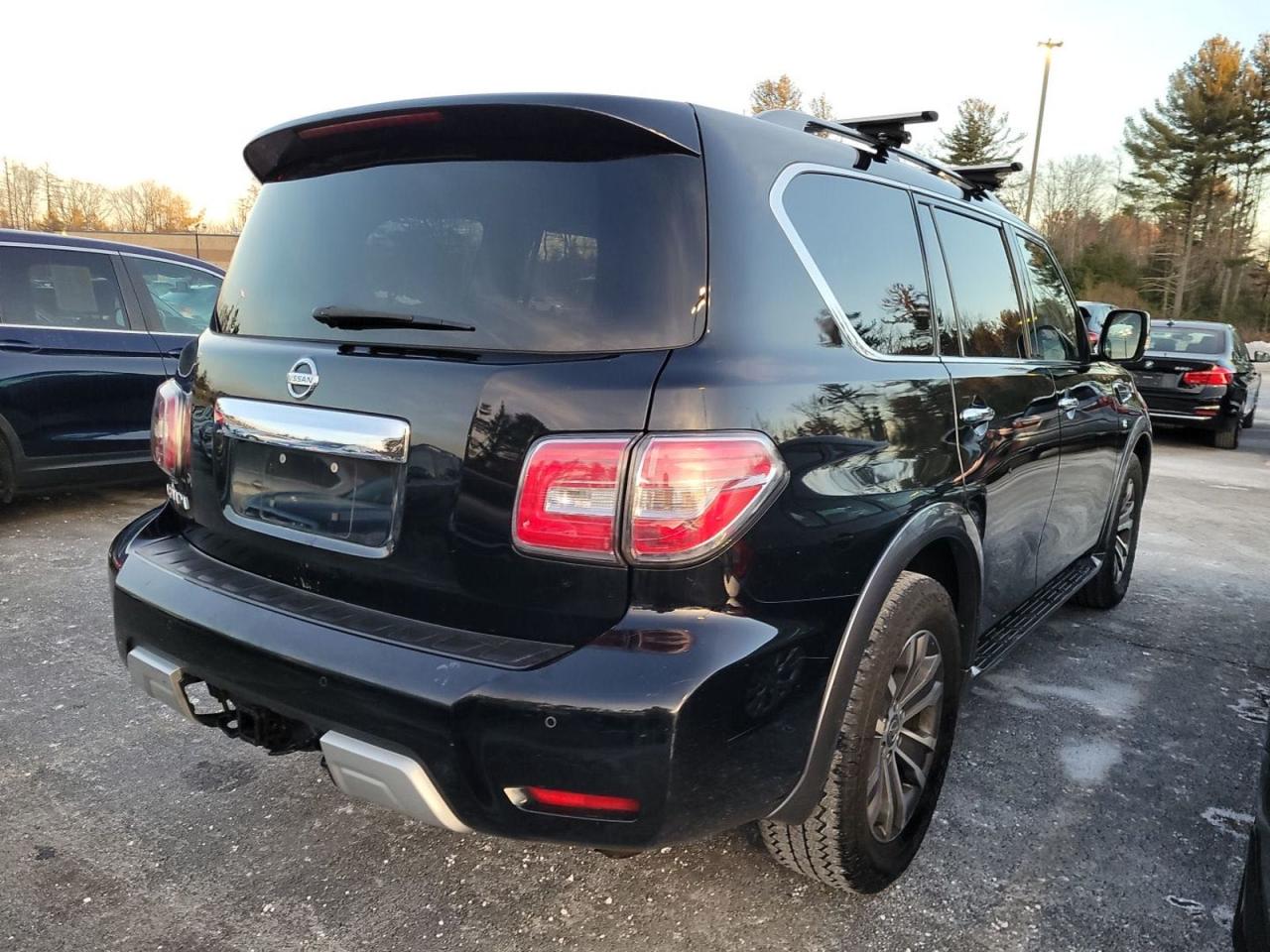 2017 Nissan Armada - Image 4