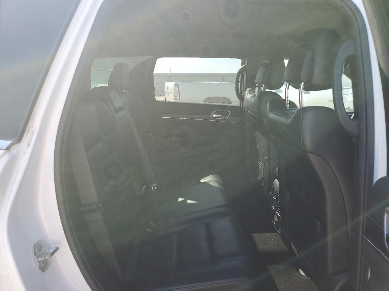 2019 Jeep Grand Cherokee - Image 11