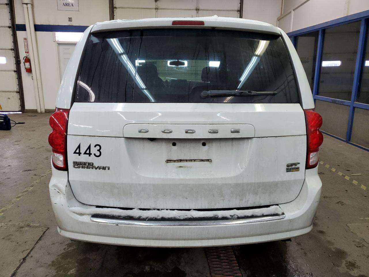 2017 Dodge Caravan - Image 6