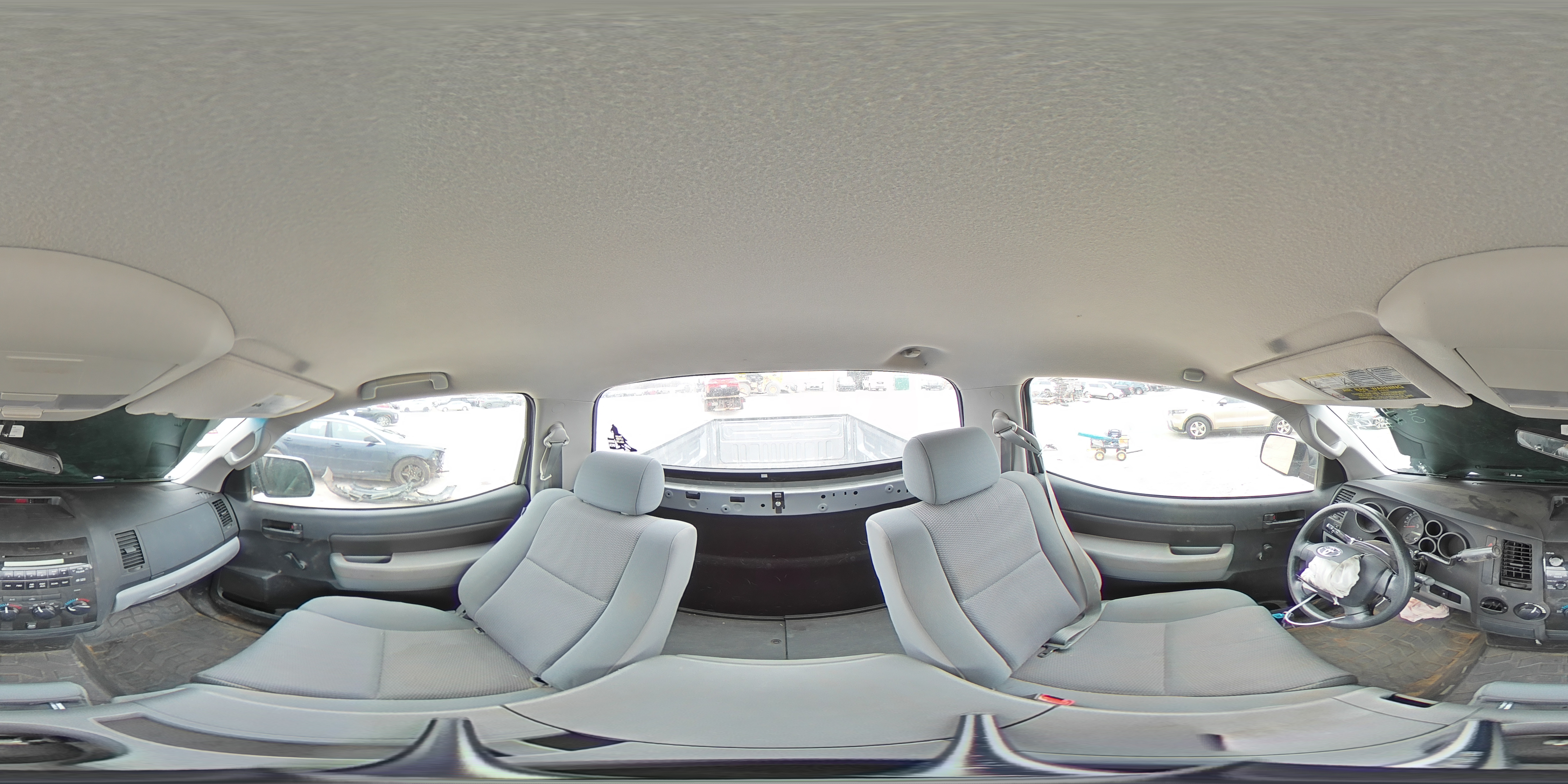 2010 Toyota Tundra - Image 12