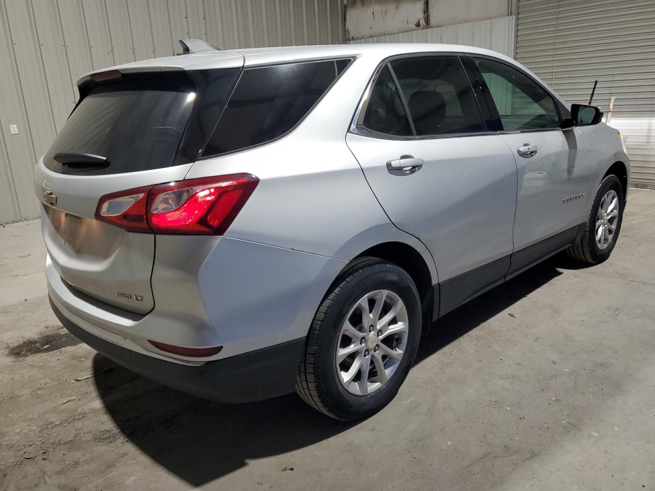2020 Chevrolet Equinox - Image 3