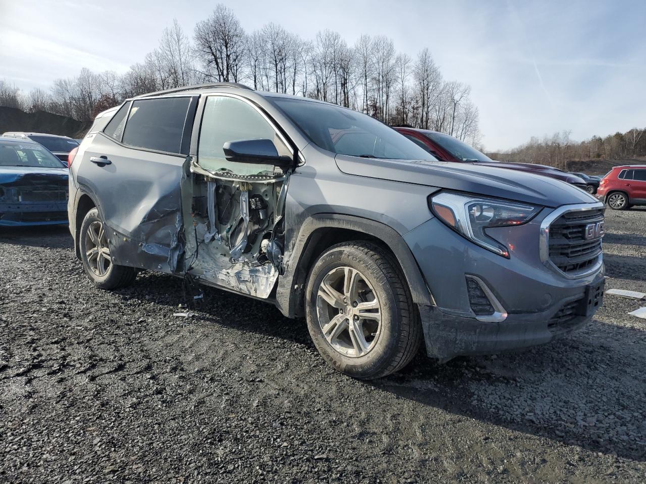 2020 GMC Terrain - Image 4