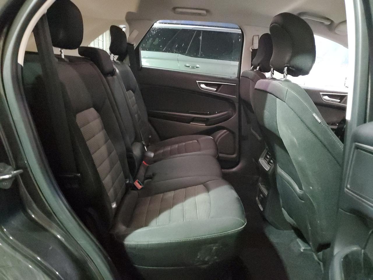 2017 Ford Edge - Image 11
